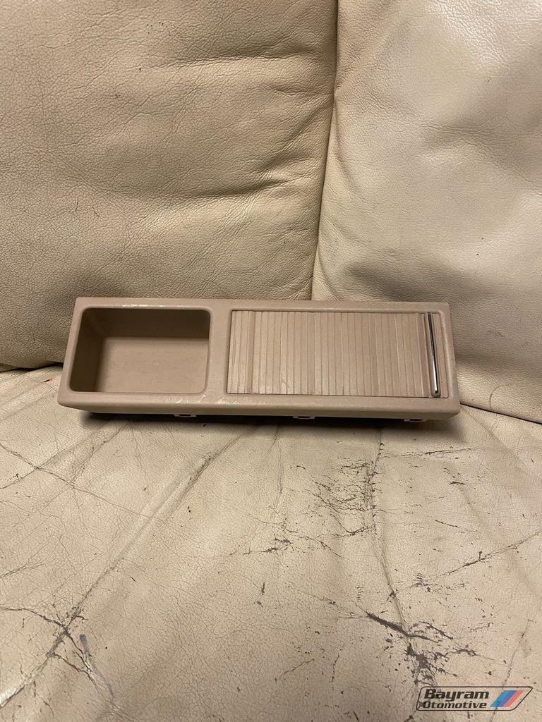 Bmw E46 middenconsole bakje beige creme sedan 3-serie coupe, Auto-onderdelen, Gebruikt, -, -, Ophalen of Verzenden