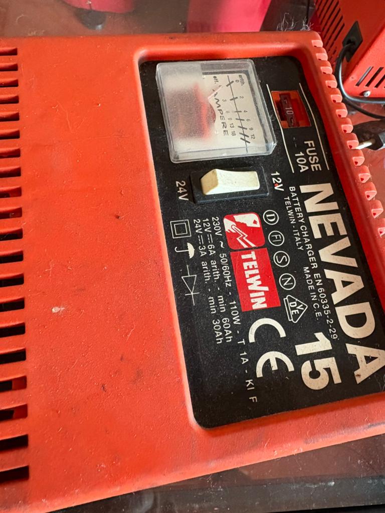 Chargeur de batterie Nevada, Enlèvement