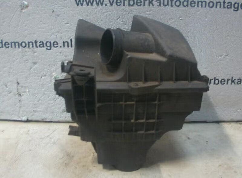 LUCHTFILTERHUIS Ford Focus 2 Wagon (01-2004/09-2012), Enlèvement ou Envoi, Henry-Ford-Straße 1 50735 Köln, DE, Ford-Werke GmbH