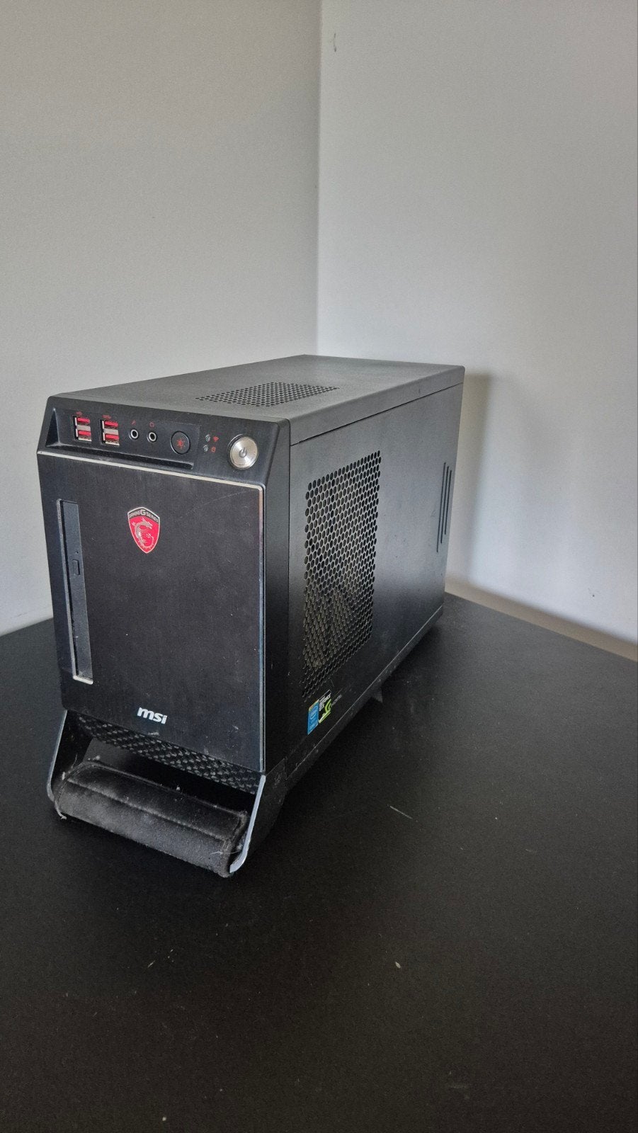 MSI Nightblade B85C, Computers en Software, Ophalen, Gebruikt, MSI, Intel, Nvidia, 8 GB