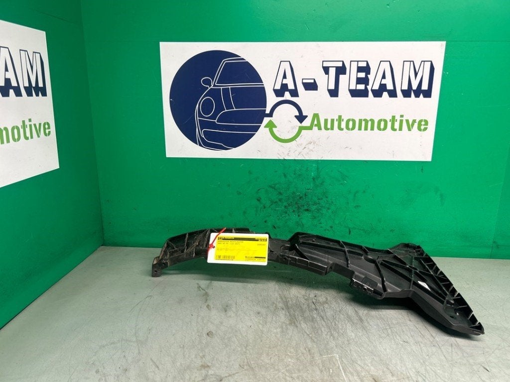 SUPPORT PARE-CHOCS ARRIÈRE DROIT Audi Q5 (FYB / FYG), Auto-Union-Straße  1,
85057  Ingolstadt, DE, Info@audi.de, Audi, Utilisé