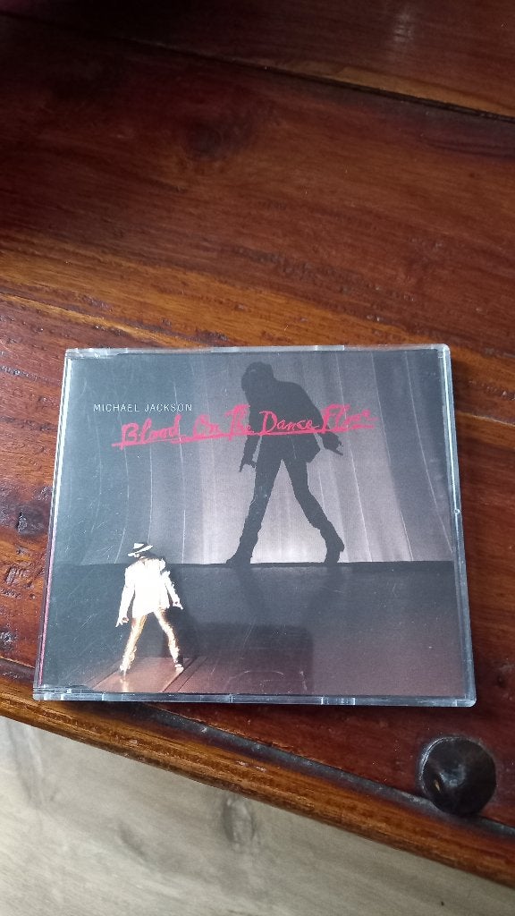 cd single michael jackson "blood and the dance floor", CD & DVD, Vinyles Singles, Dance, Enlèvement, Maxi single, Comme neuf