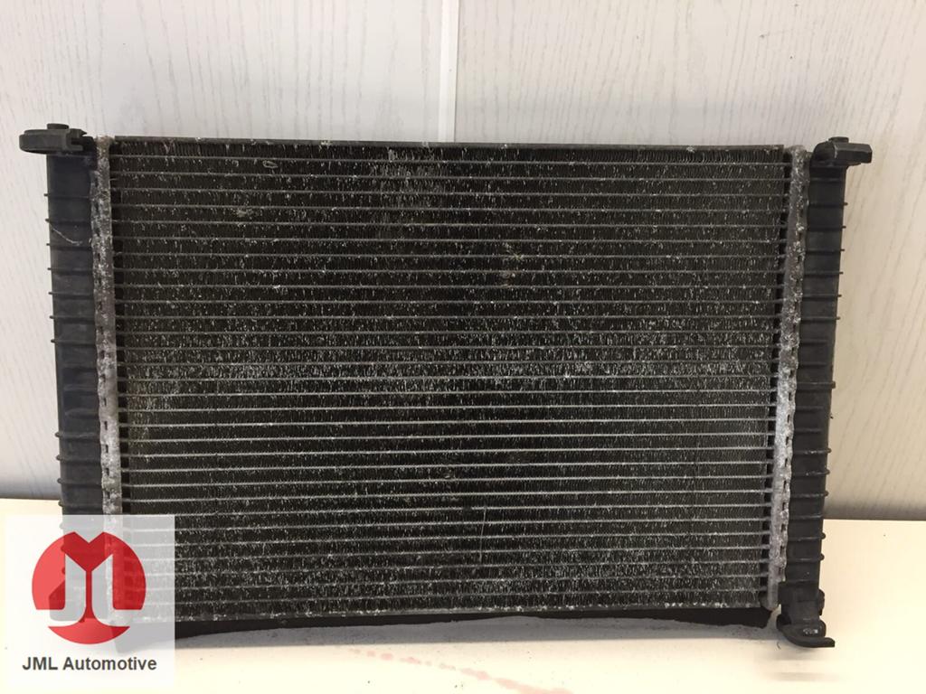 RADIATEUR FORD FIESTA, Gebruikt, -, -, Ophalen of Verzenden