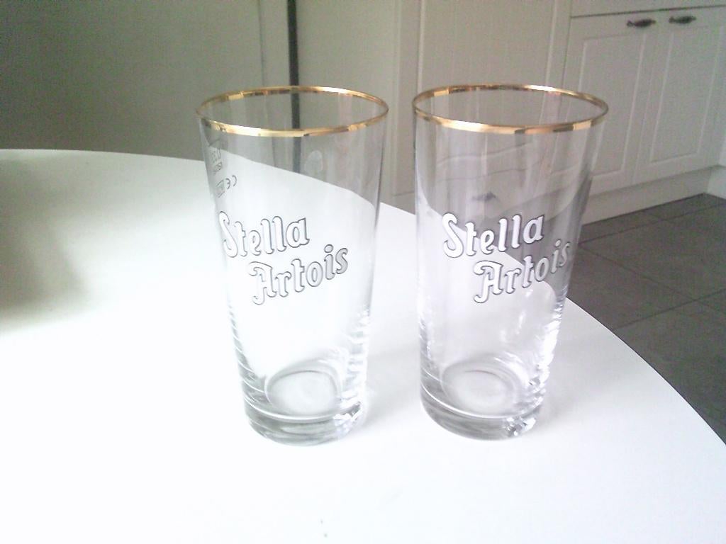 2 boerkes stella artois emaille 33 cl, Ophalen, Zo goed als nieuw, Glas of Glazen, Stella Artois