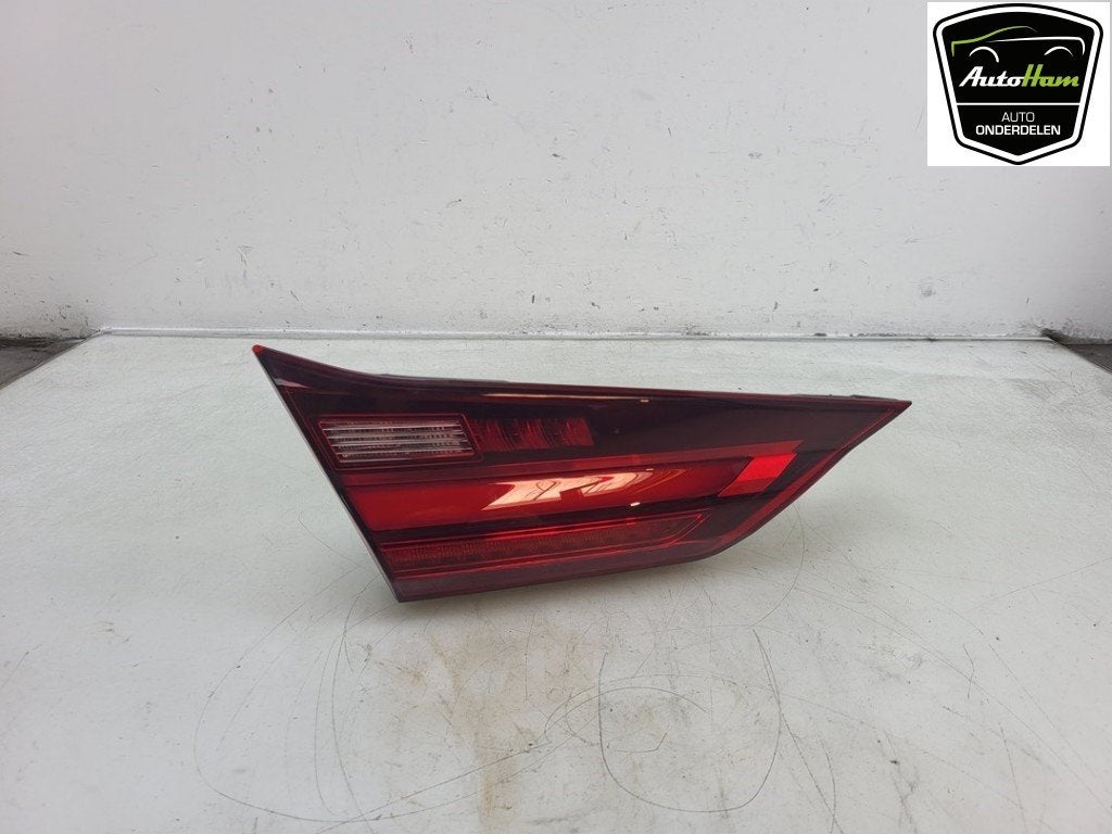 ACHTERLICHT LINKS BMW 1 serie (F40) (|7450651|63217450651|), Gebruikt, BMW, Petuelring 130
80809  München, DE, Bayerische Motoren Werke AG