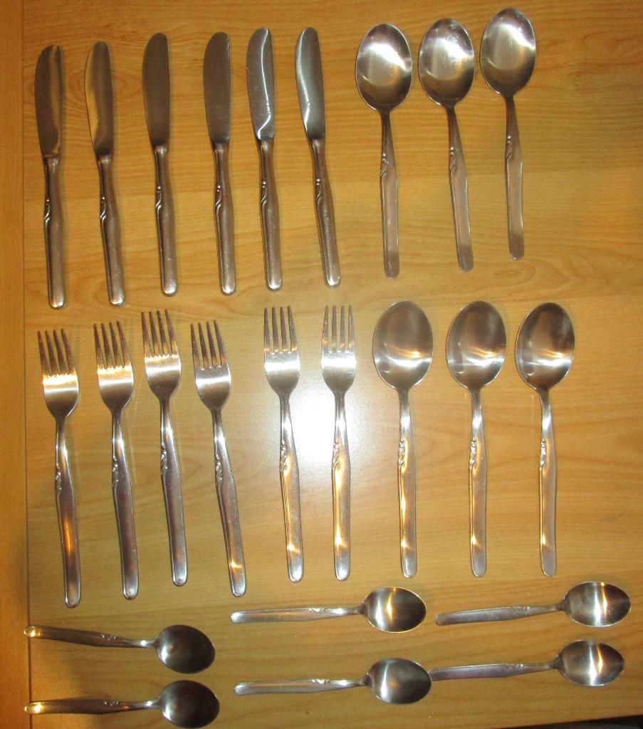 24 delig inox bestek 'solingen', Huis en Inrichting, Keuken | Bestek, Ophalen, Gebruikt, Bestekset, Inox of Chroom