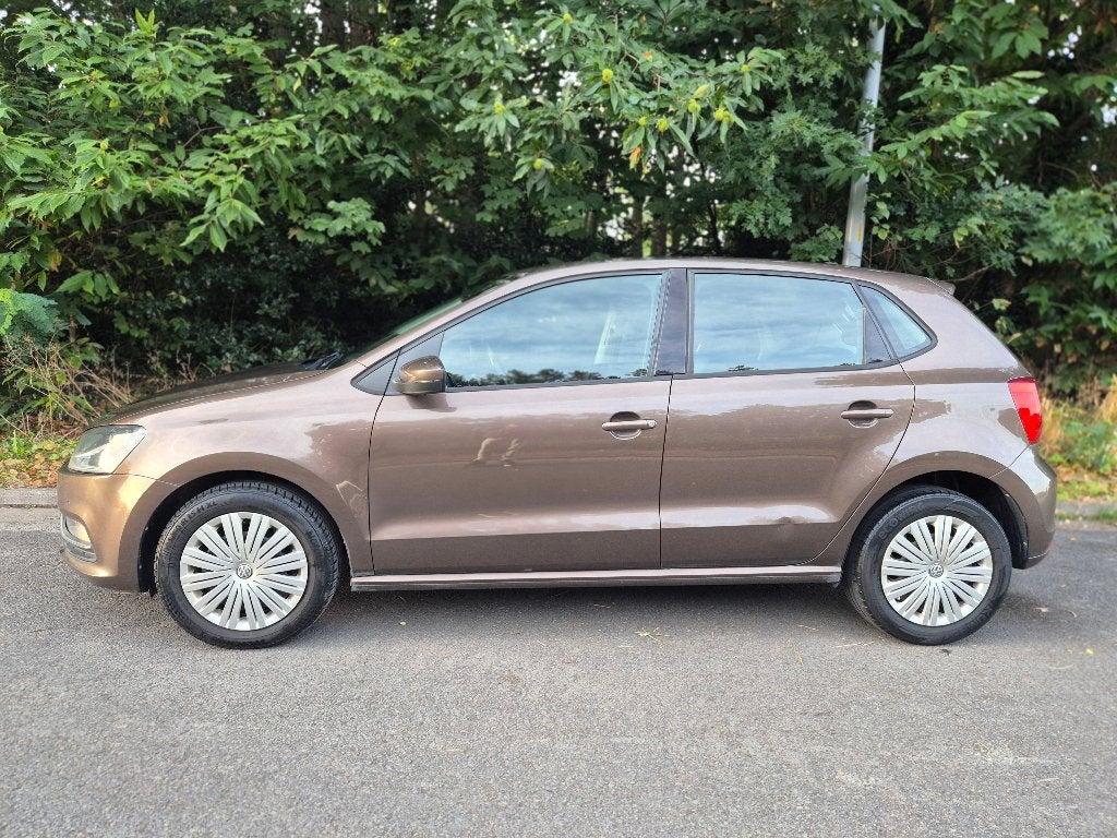 Volkswagen Polo 1.0 Benzine 75PK Comfortline Navi Airco, Auto's, Voorwielaandrijving, Stof, Bruin, Parkeersensor