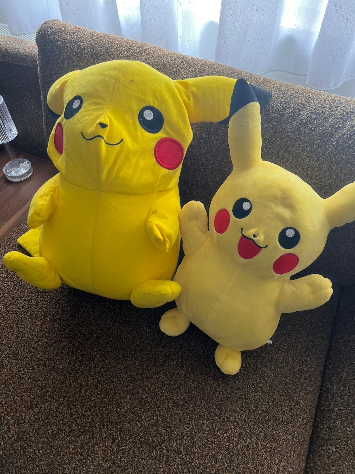 Peluche pikachu, Enlèvement, Comme neuf