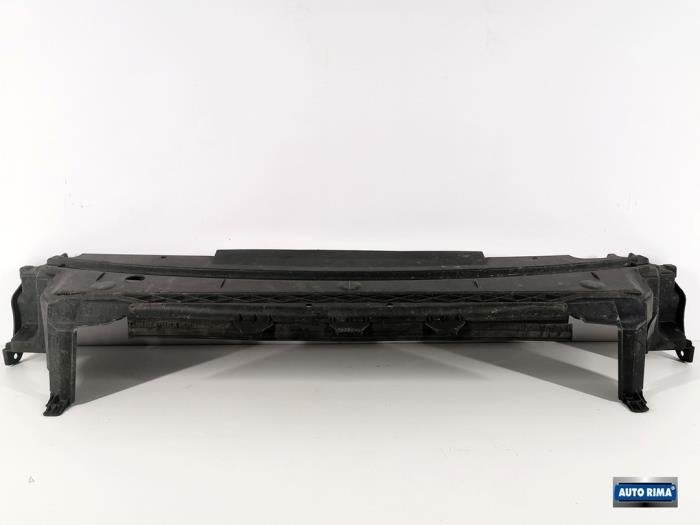 Pare-chocs plaque inférieure d'un Volvo S60, -, 3 mois de garantie, -, -