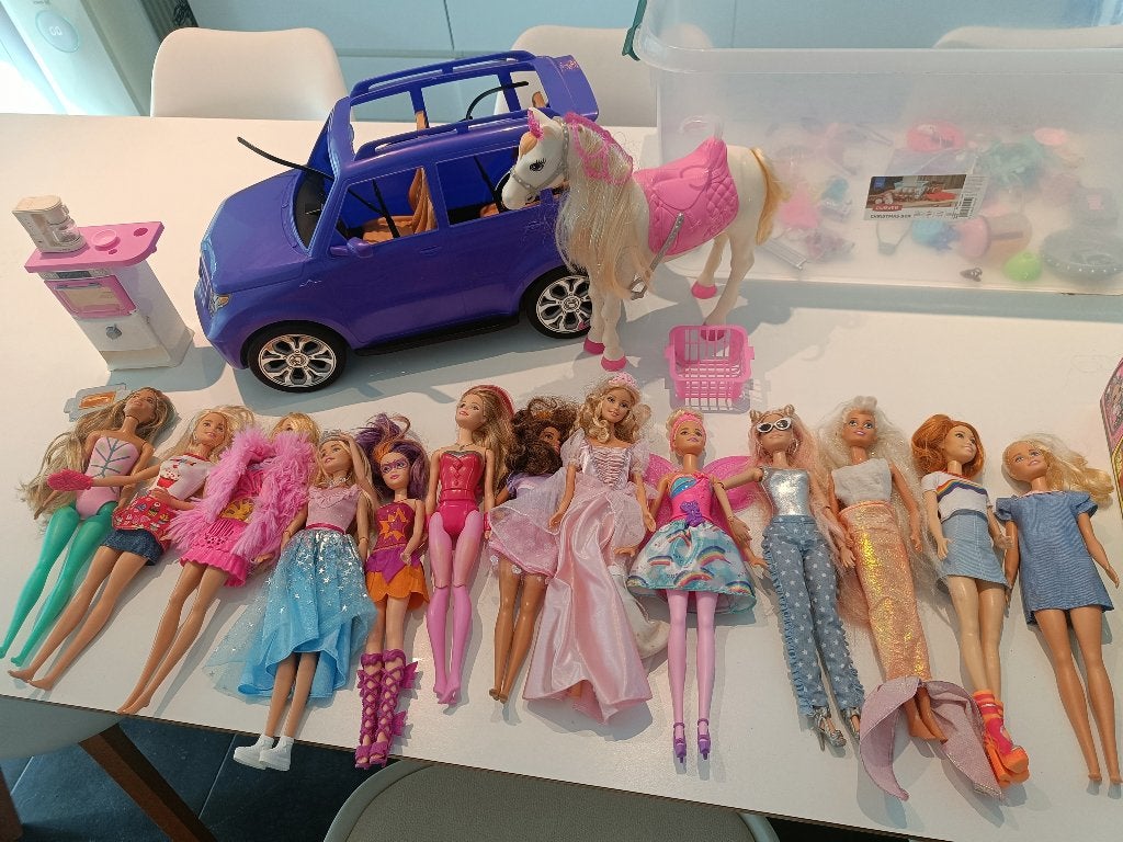 Barbiepoppen, Enlèvement, Utilisé, Barbie