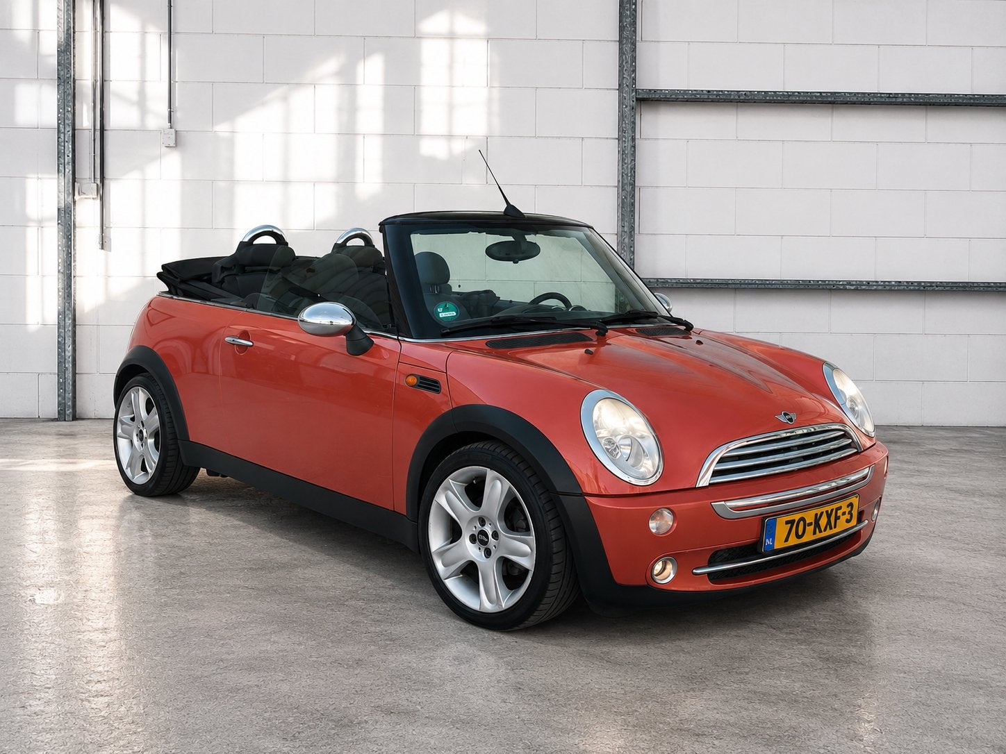 Mini Cooper One 1.6 2007 CABRIOLET AIRCO VOLLEDIG ONDERHOUD!, Auto's, Cabriolet, Leder, Bedrijf, Cooper