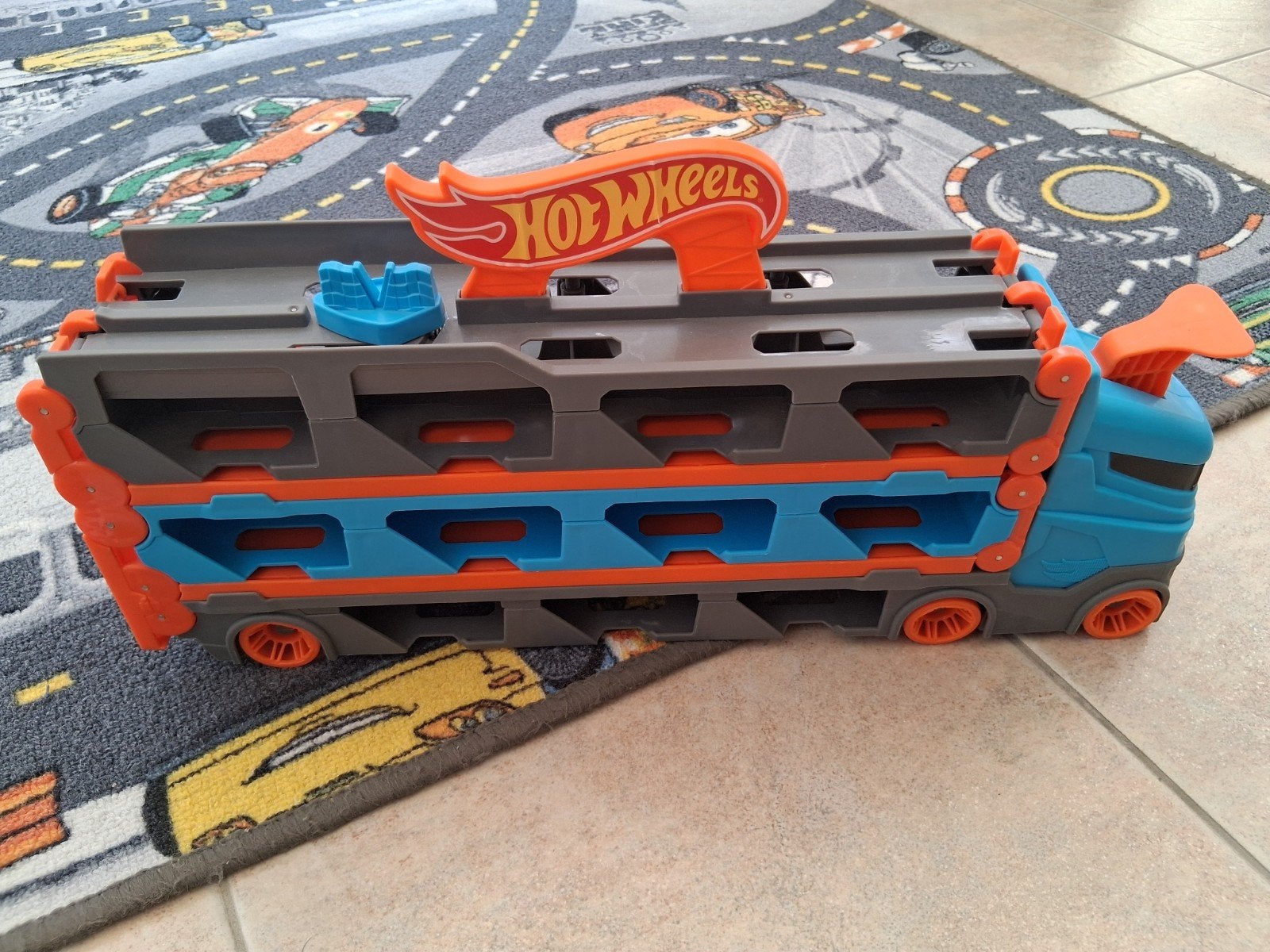 Hot wheels camion, Enlèvement