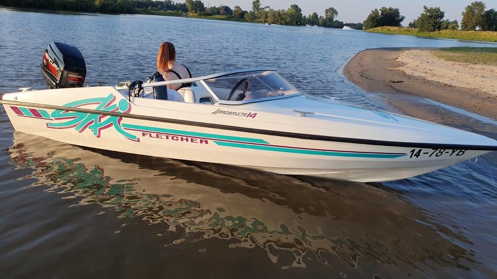 Fletcher Arrowflyte 14 in bijna nieuwstaat met 50 PK, Watersport en Boten, Speedboten, Ophalen, Elektrische start, Zo goed als nieuw