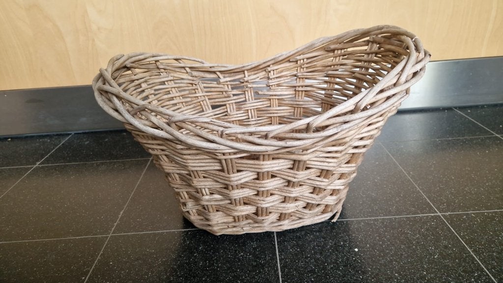 mandje in wissenhout, erg decoratief., Ophalen, Gebruikt, Overige soorten