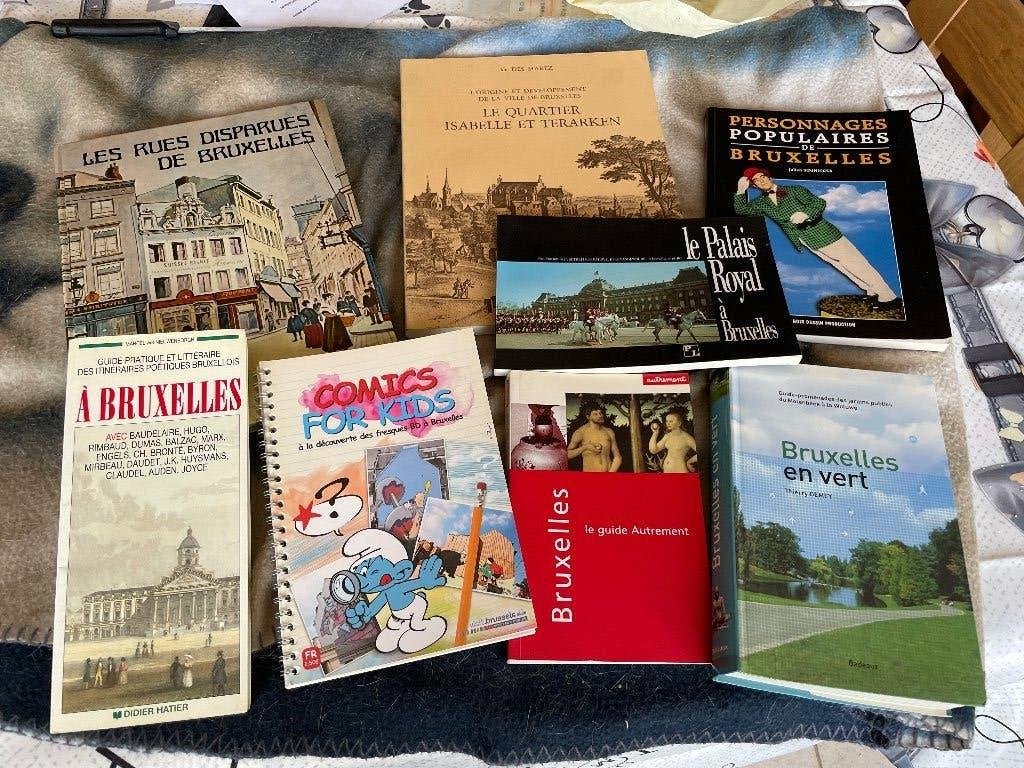 Lot de 8 livres sur Bruxelles, Enlèvement ou Envoi, Utilisé, Autres sujets/thèmes, Collectif