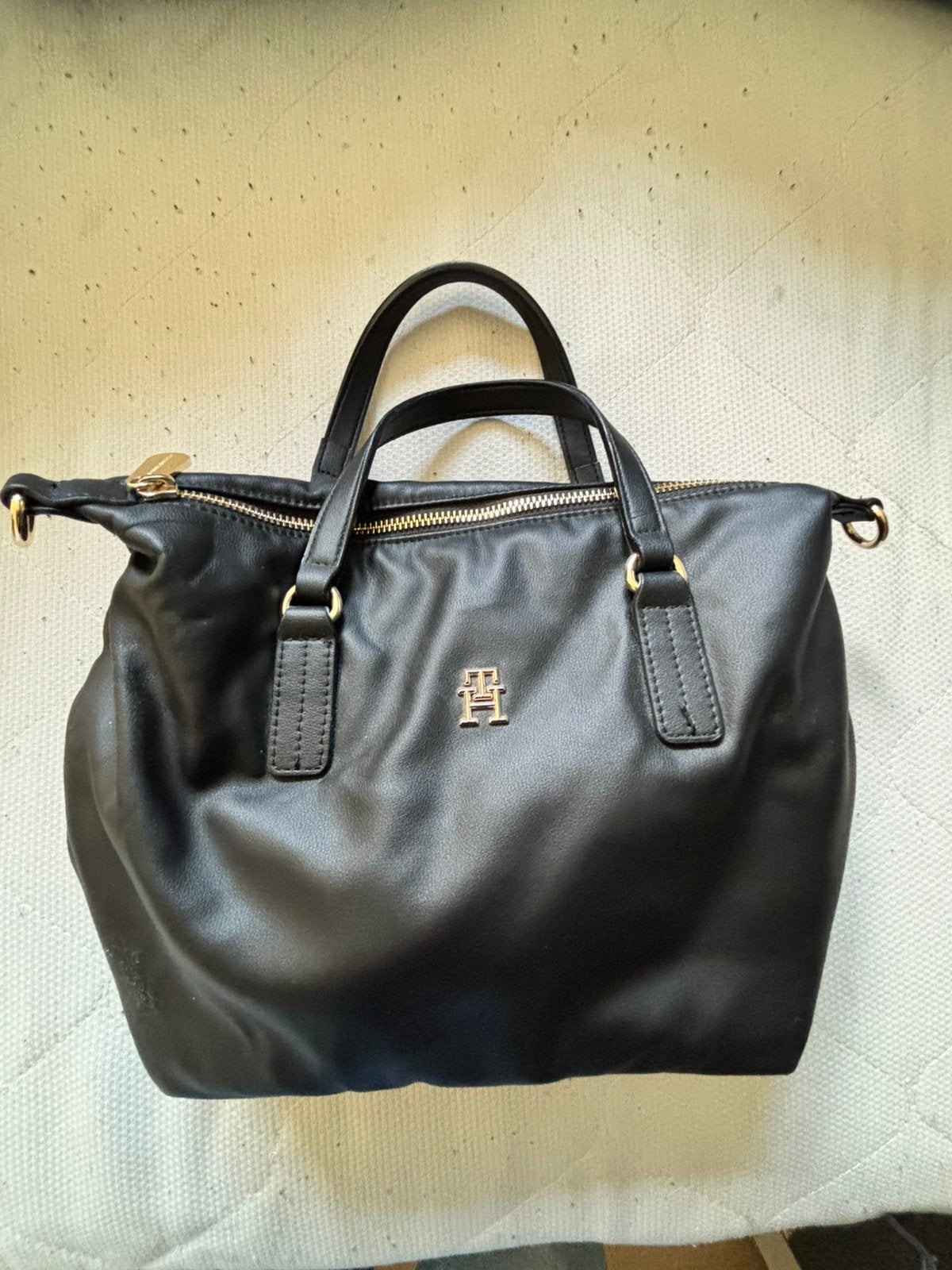 Tommy hilfiger tas, Ophalen, Zo goed als nieuw