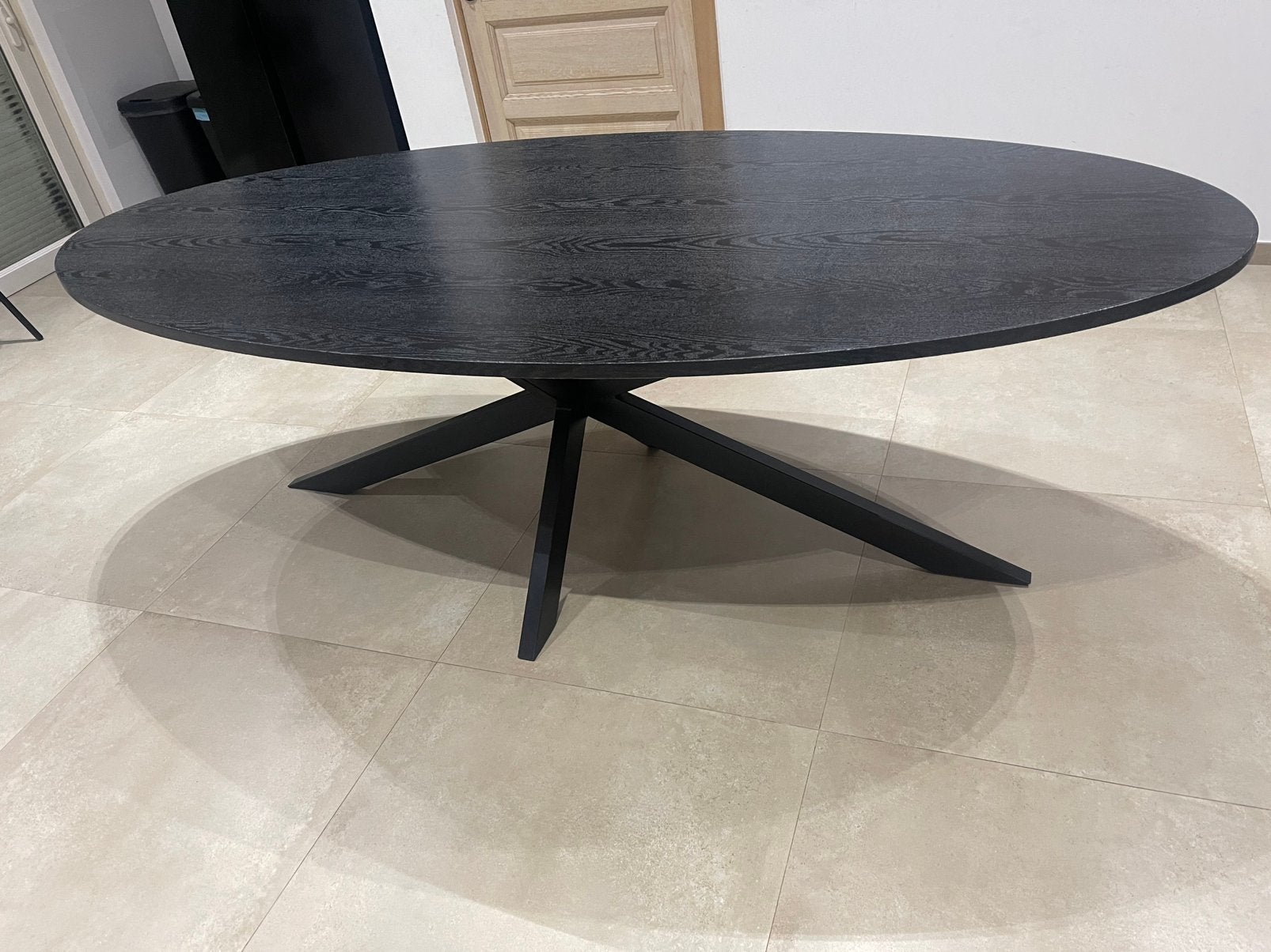 Table a manger ovale, Enlèvement, Comme neuf, Ovale