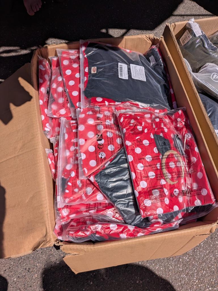 Lot de vêtements 120 pièce Minie neuf, Ophalen of Verzenden, Nieuw