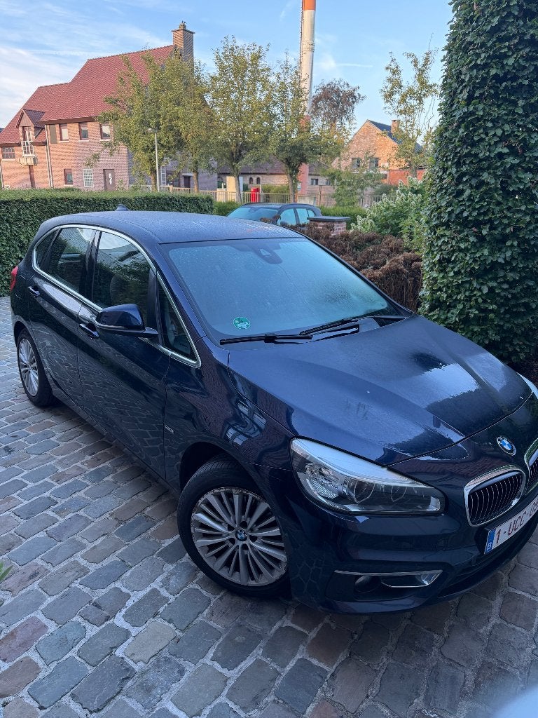 BMW 218i - bouwjaar 2016, Auto's, BMW, Blauw, Bruin, 5 zetels, 5 deurs