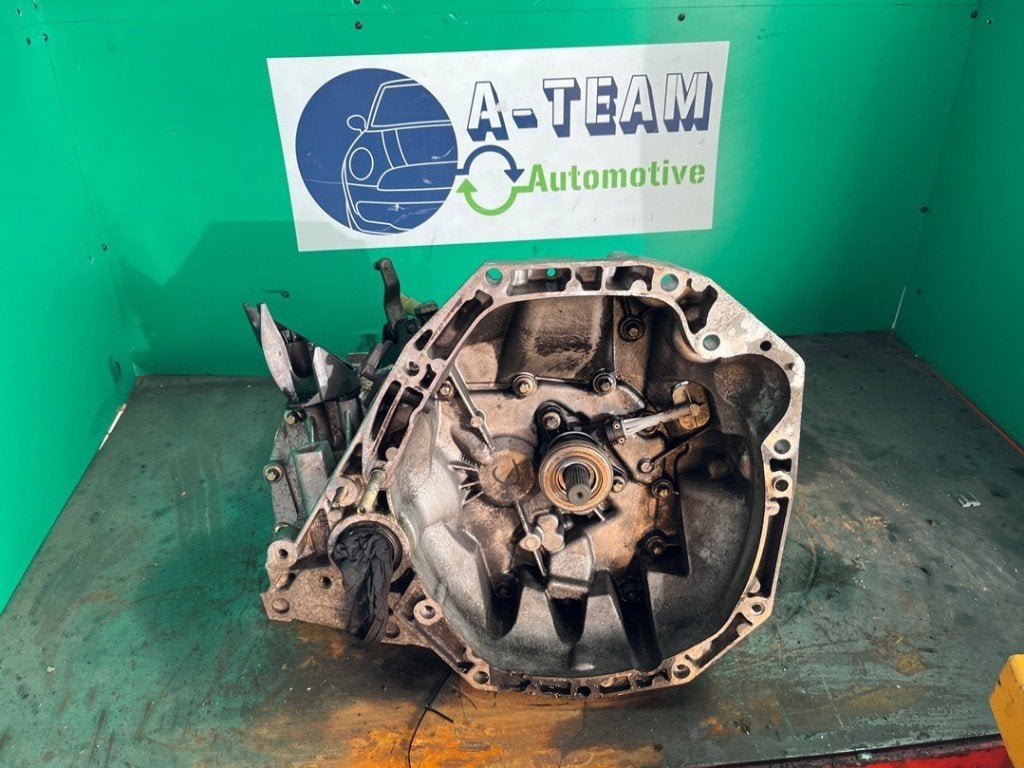 BOITE DE VITESSES MANUELLE Renault Clio III (BR / CR), Utilisé, Renault
