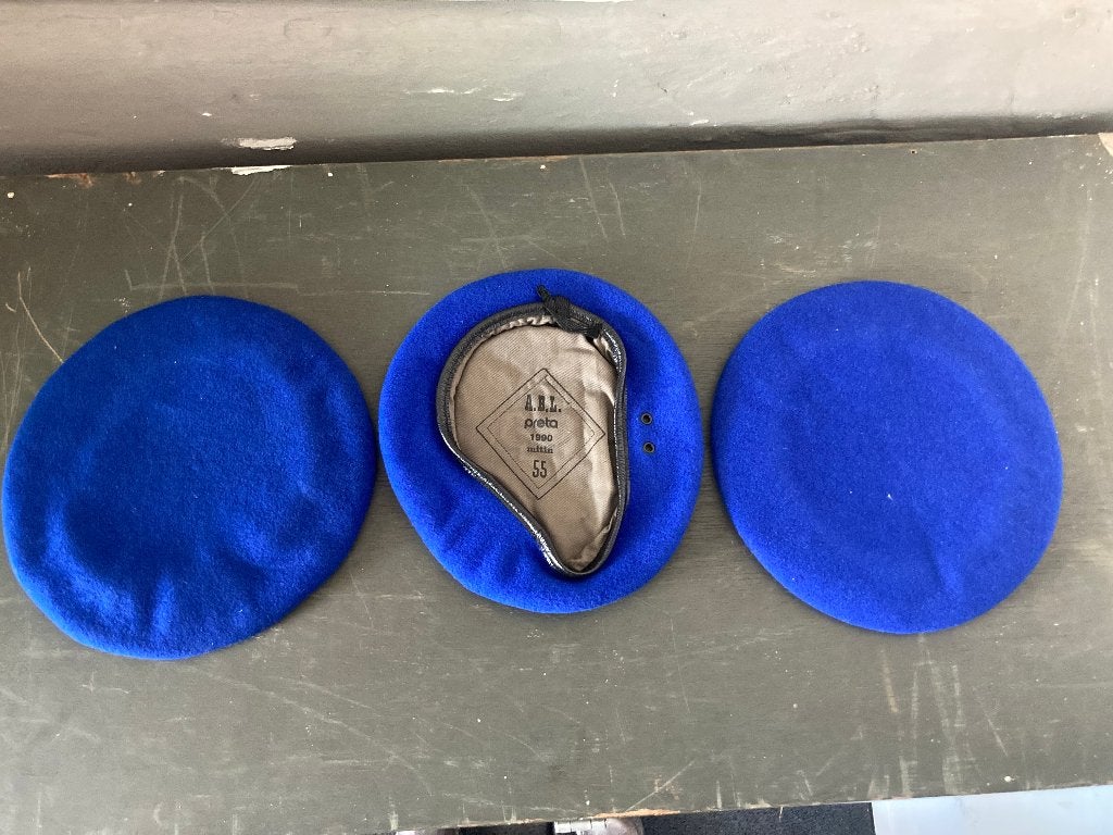 Muts logistiek, Verzamelen, Militaria | Algemeen, Ophalen of Verzenden, Landmacht, Helm of Baret