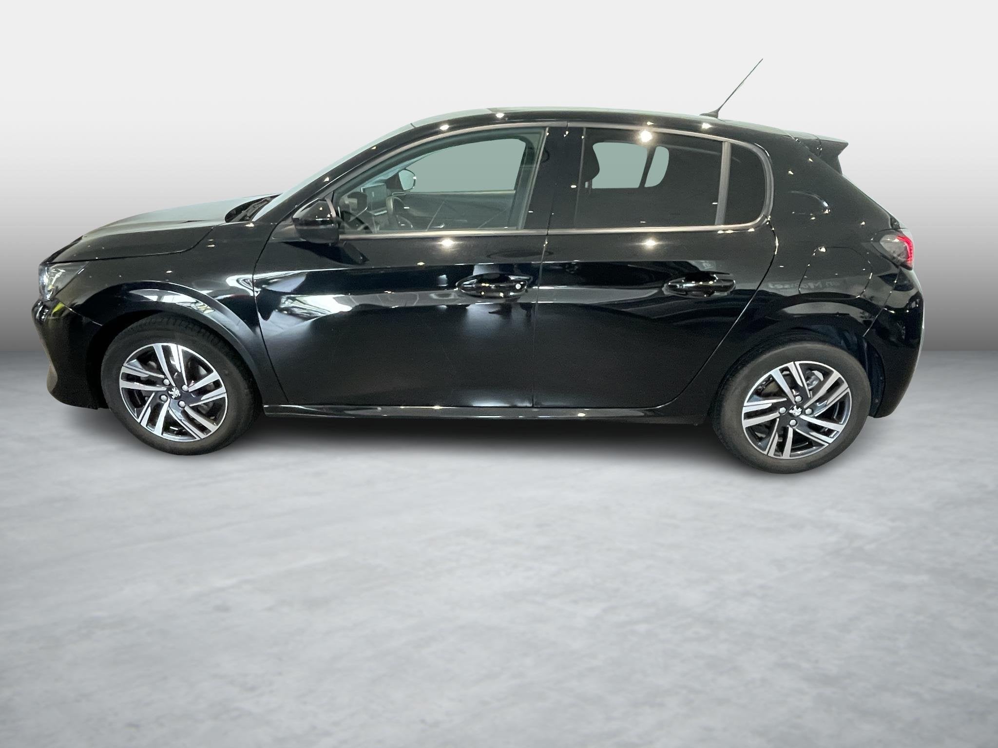 Peugeot 208 1.2 PureTech 100 MAN6 S&S Allure, Autos, Peugeot, 118 g/km, Achat, Entreprise, 1165 kg