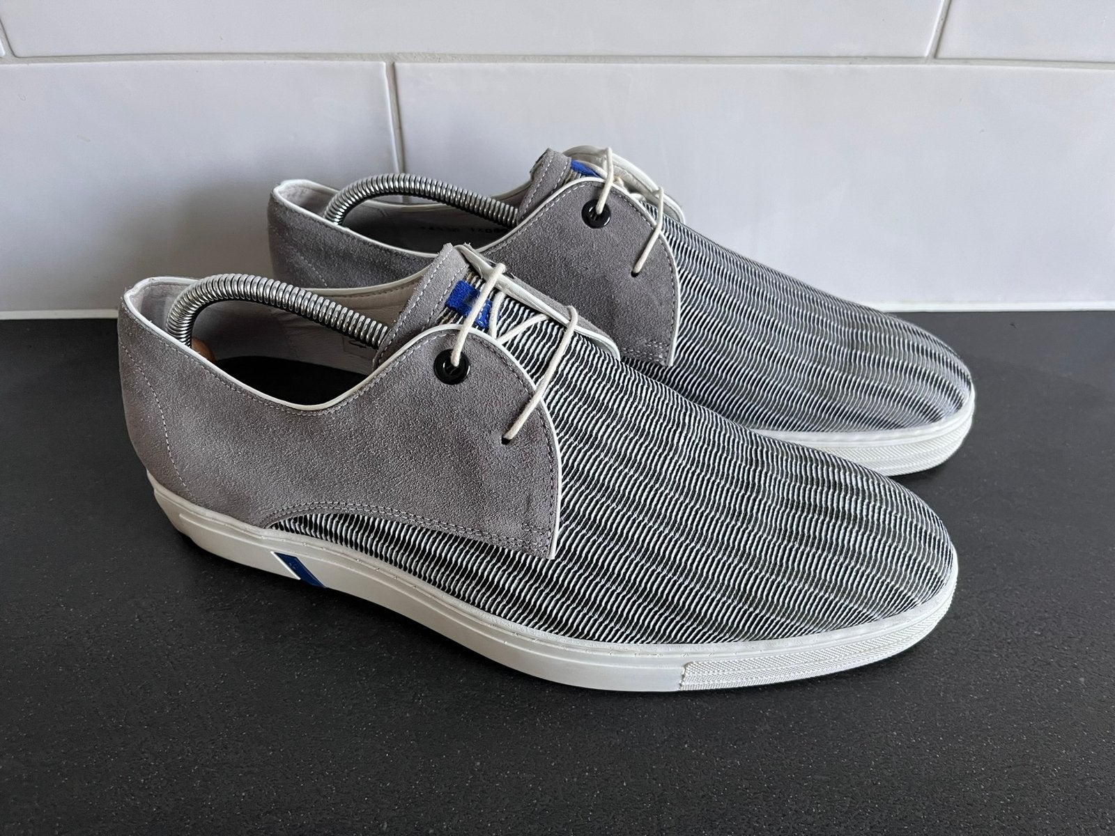 Floris van Bommel sneakers maat 10 / 44 amper gedragen, Overige kleuren, Ophalen of Verzenden, Zo goed als nieuw, Sneakers