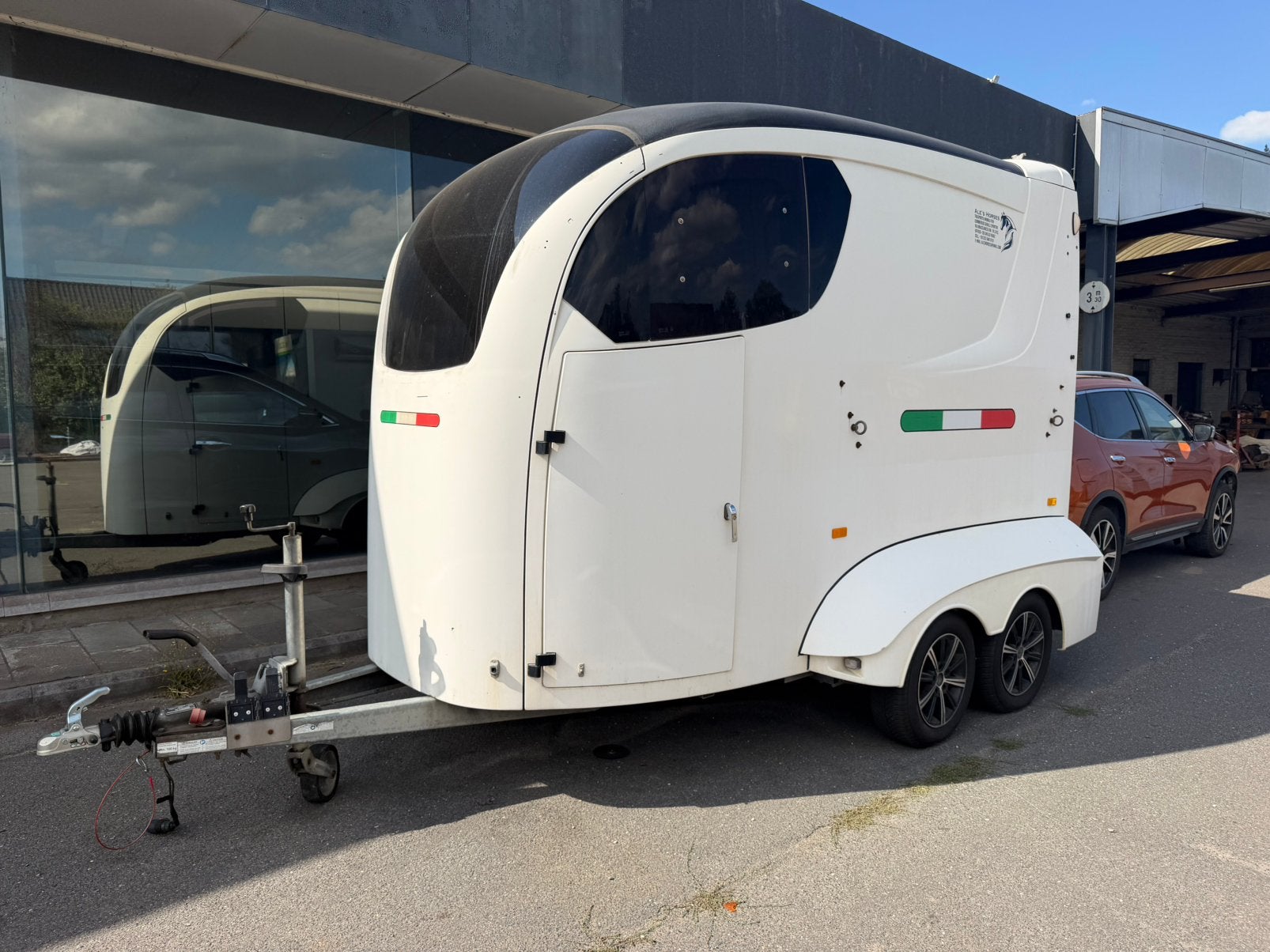 STX STEPHEX PAARDENTRAILER, Animaux & Accessoires, Chevaux & Poneys | Semi-remorques & Remorques, Enlèvement, Comme neuf, Polyester