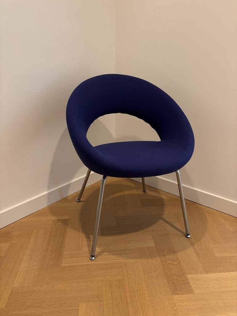 Artifort - stoel Nina - blauw, Huis en Inrichting, Stoelen, Ophalen, Blauw, Zo goed als nieuw, Eén