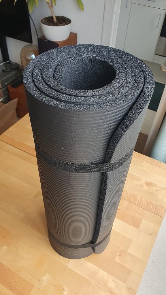 Tunturi fitnessmat 180 x 60 x 1,5 cm, zwart, Sport en Fitness, Fitnessmaterialen, Ophalen, Zo goed als nieuw, Benen, Fitnessmat