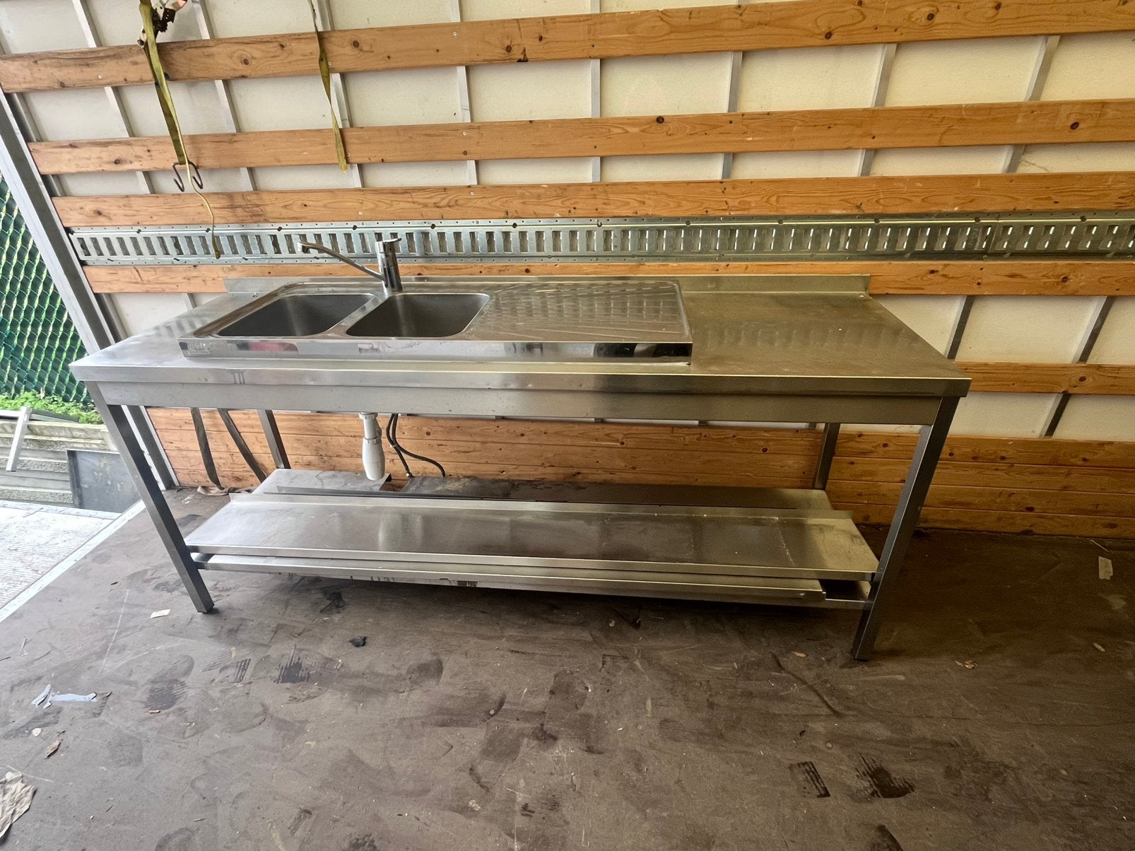 Inox dubbele spoelbak, Ophalen