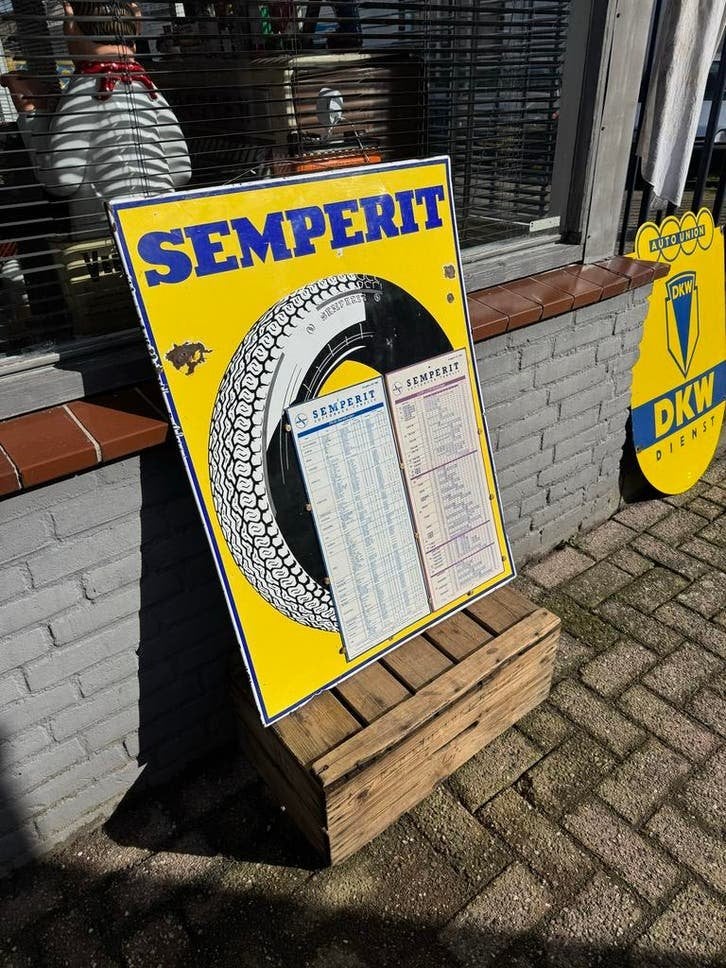 Groot oud emaille reclamebord Semperit