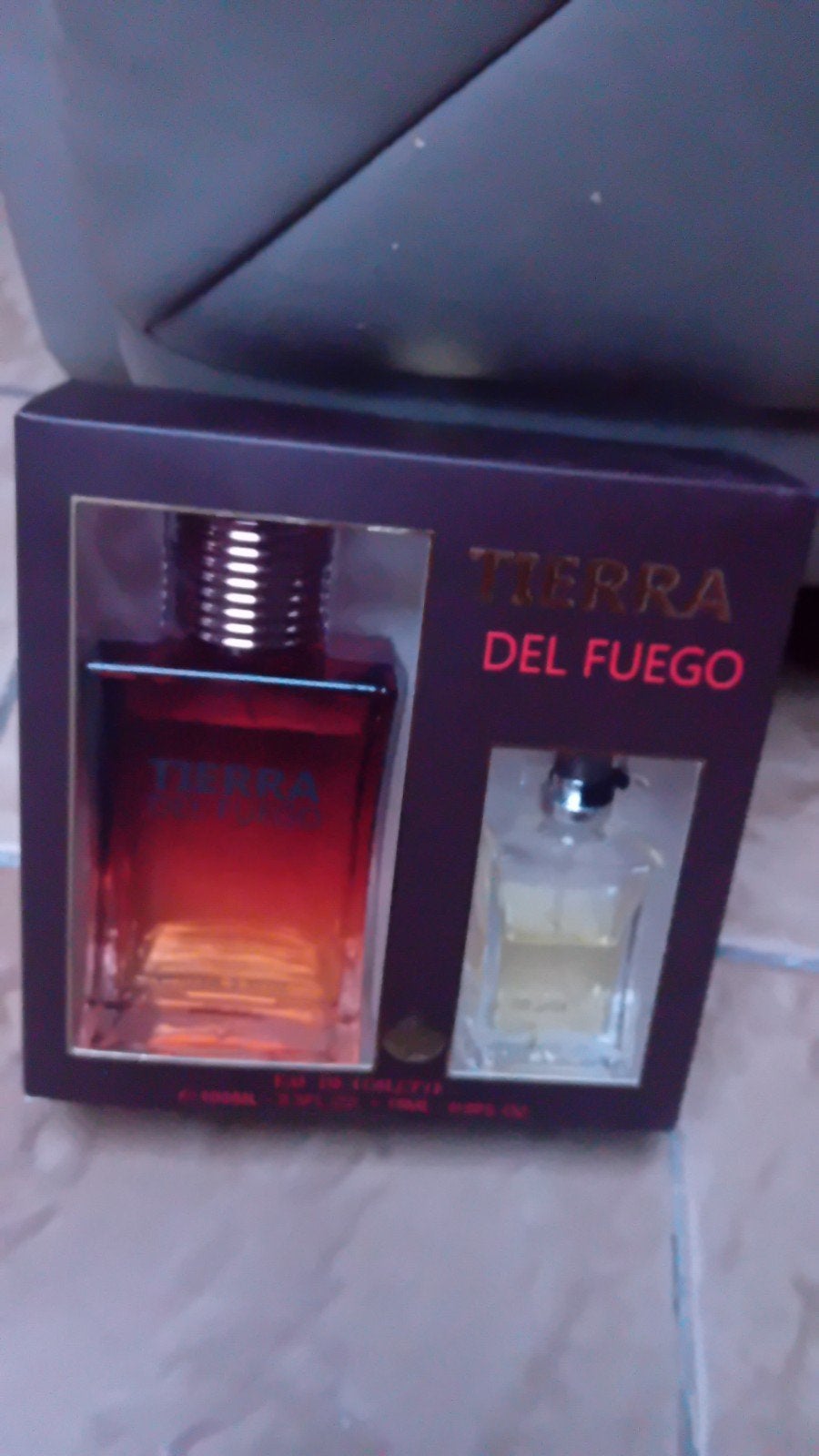 coffret parfum Tierra del fuego, Collections, Parfums, Enlèvement, Neuf, Bouteille de parfum