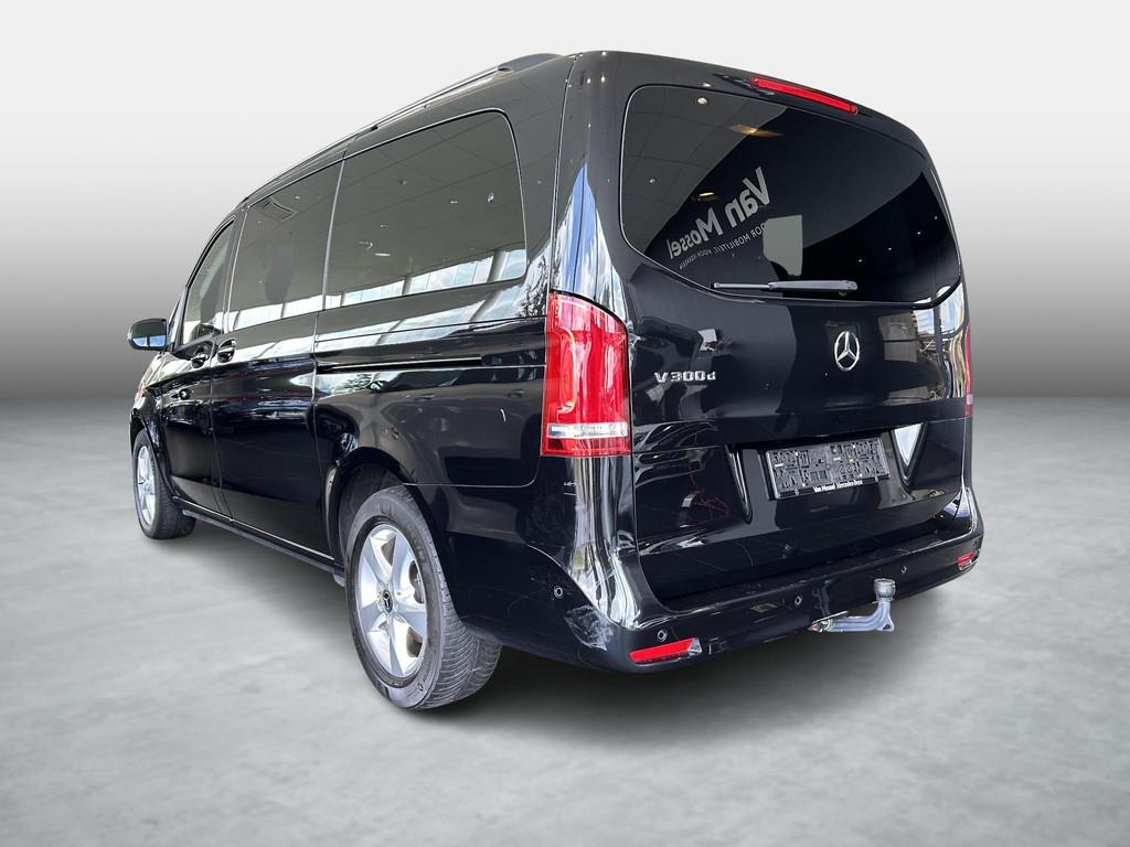 Mercedes-Benz V300D L2 TREKHAAK+LED+PTS+CAMERA+NAVI PLUS + O, Auto's, Automaat, Gebruikt, 237 pk, Bedrijf
