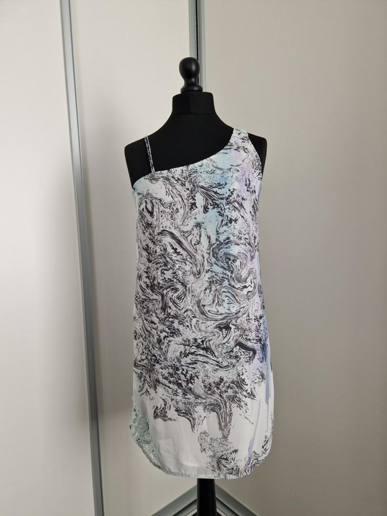 Robe été, chic, fluide, Guess, 38, comme neuve, Vêtements | Femmes, Taille 38/40 (M), Guess, Enlèvement ou Envoi, Autres couleurs