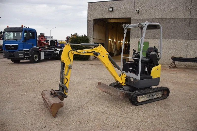 WACKER NEUSON Type E13-01 Model EZ17 Mini-Excavator, Articles professionnels, Machines & Construction | Grues & Excavatrices, Excavatrice
