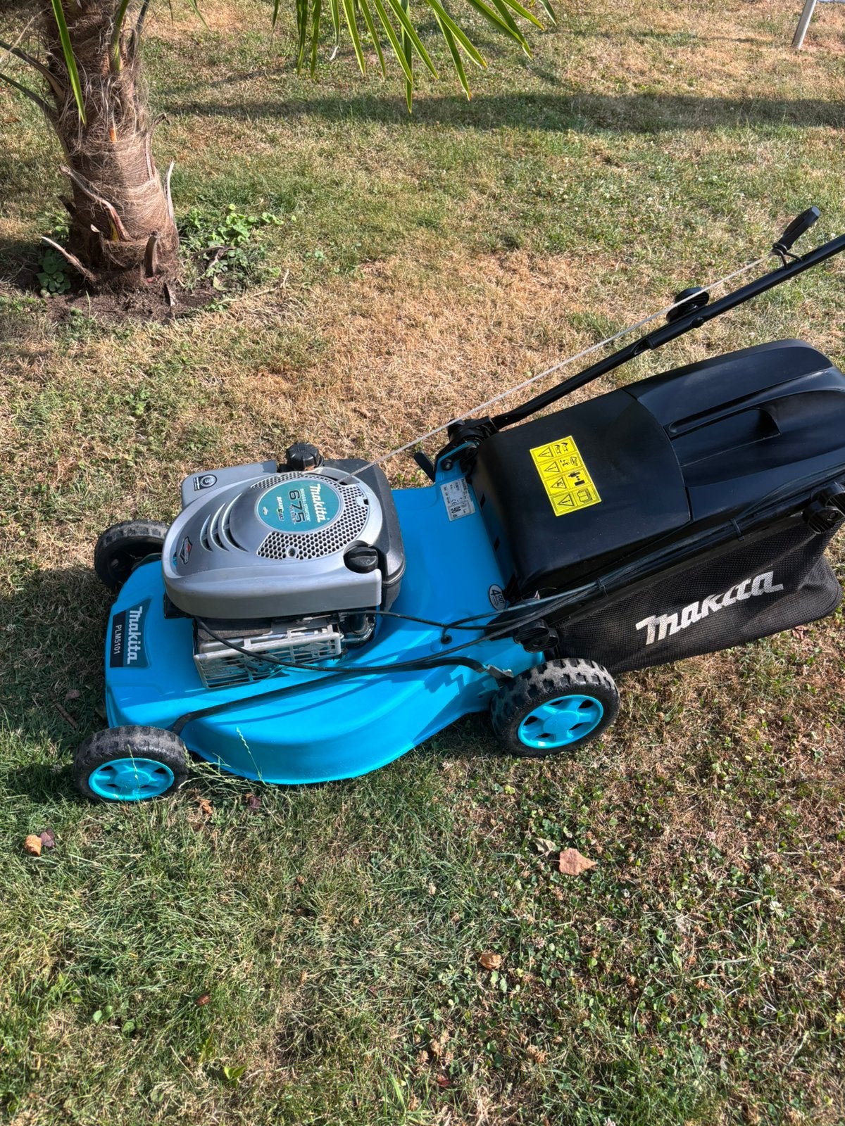 Tondeuse makita, Enlèvement, Utilisé, Bac de ramassage