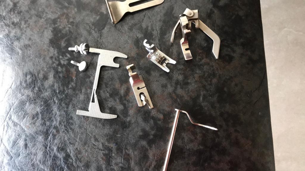 Onderdelen stikmachine, Hobby en Vrije tijd, Verzenden, Zo goed als nieuw