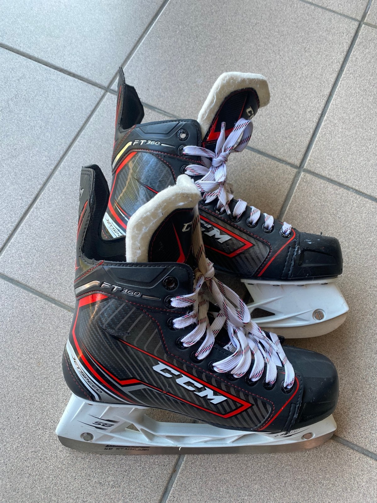 Schaatsen ccm, Sport en Fitness, Ophalen of Verzenden, Gebruikt, Schaatsen