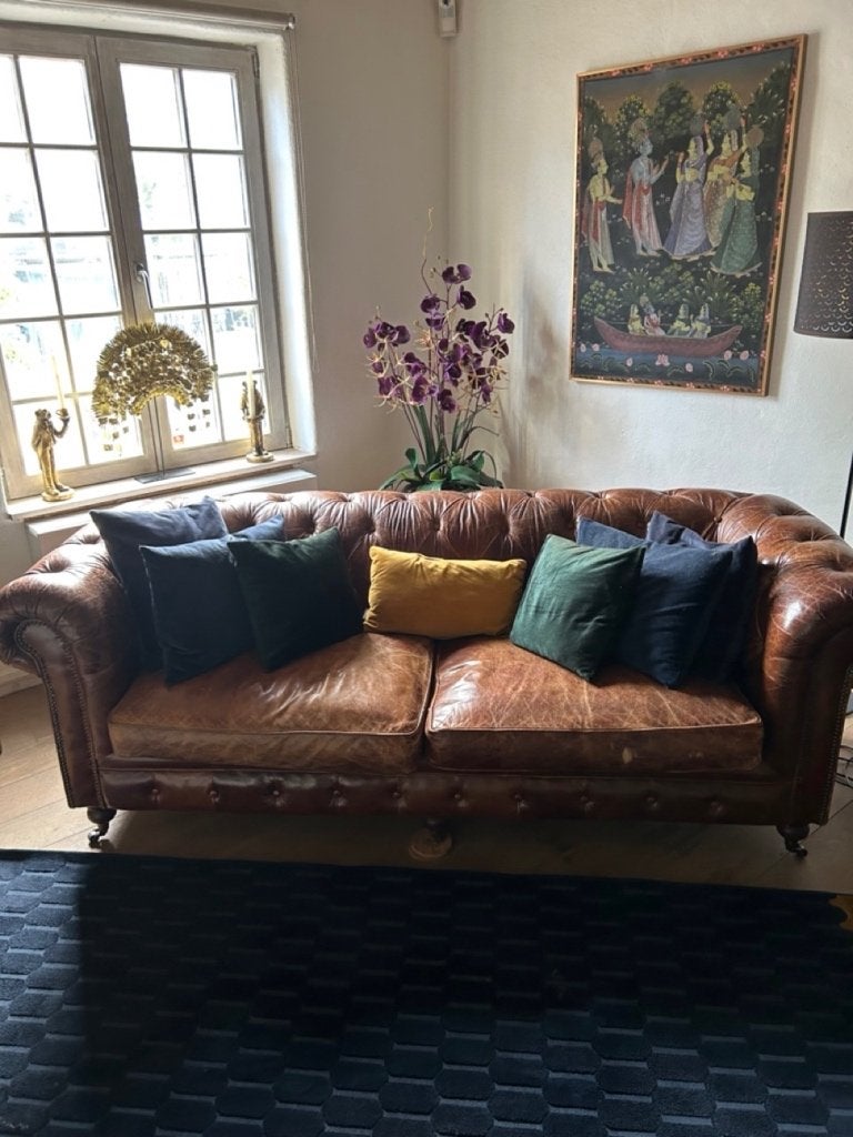 Canapé Chesterfield en cuir., Ophalen, Gebruikt, Driepersoons, Rechte bank