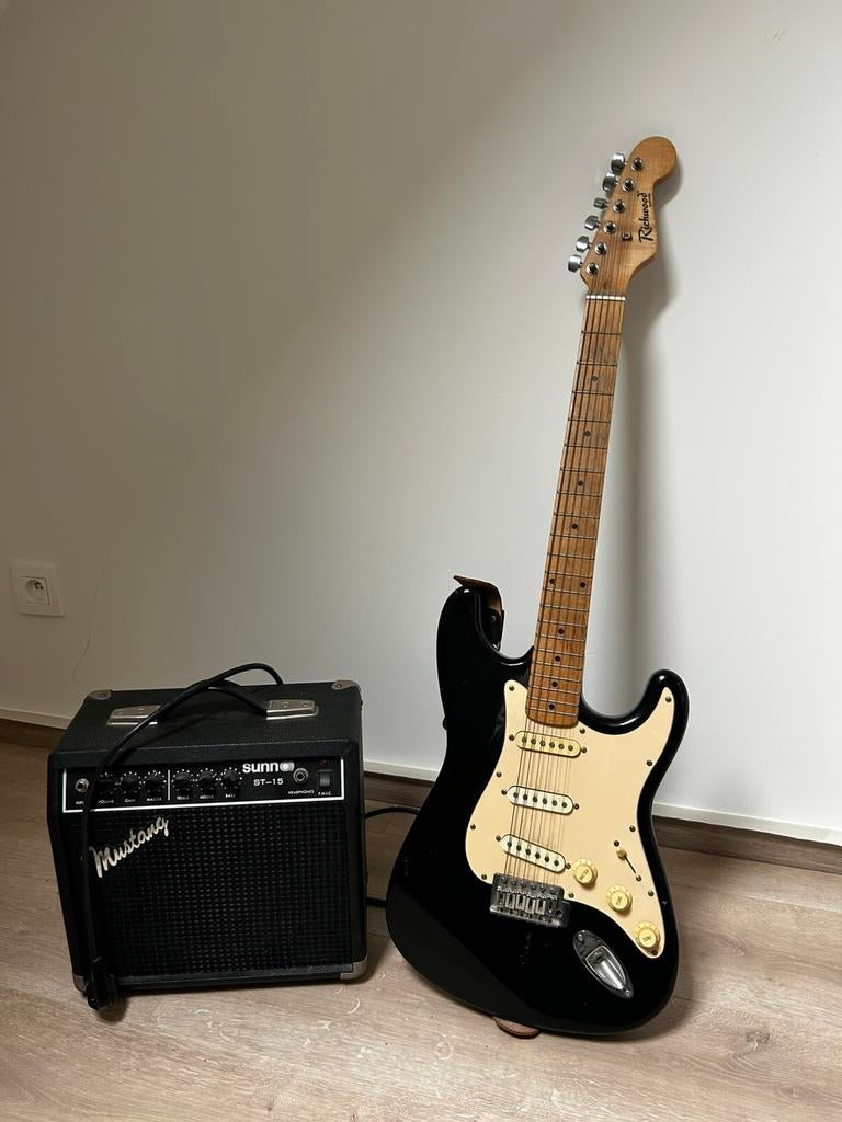 Richwood gitaar te koop, Enlèvement, Comme neuf, Avec ampli