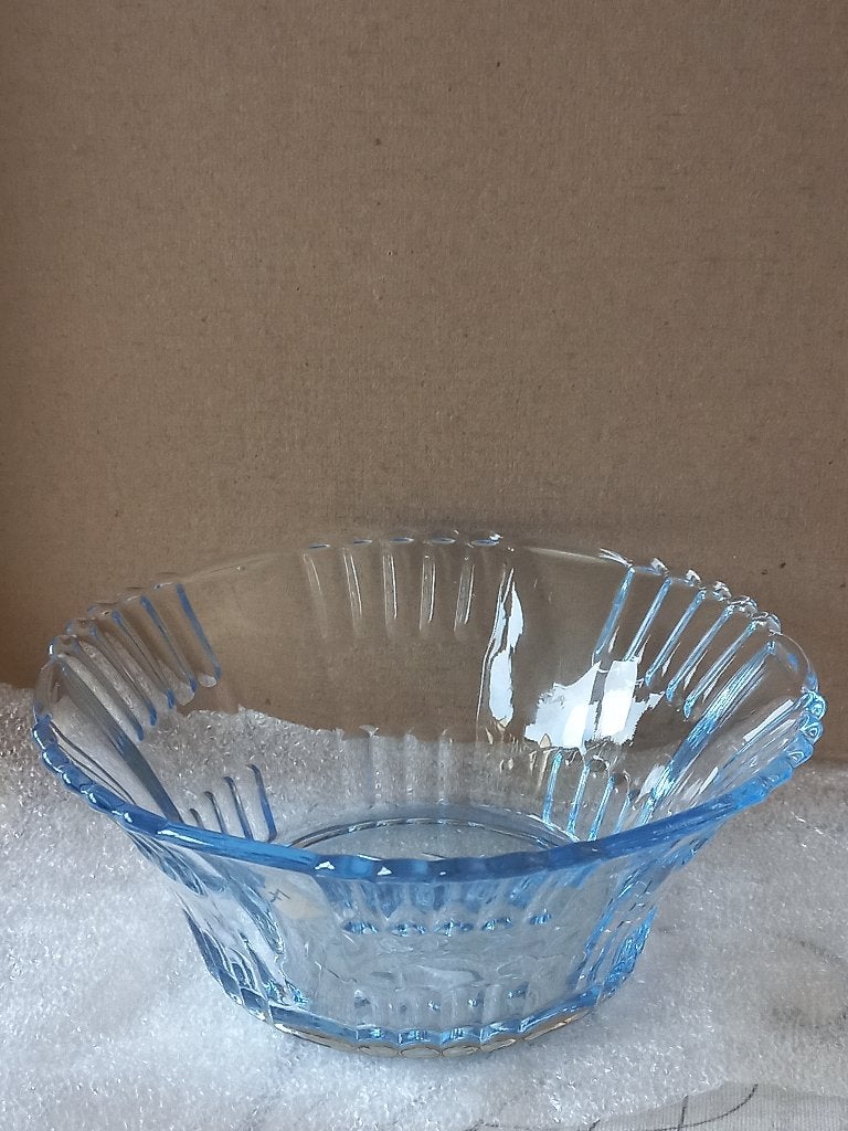 Antieke saladeschaal van gebrandschilderd glas, Vintage, Ophalen of Verzenden, Kom(men), Glas