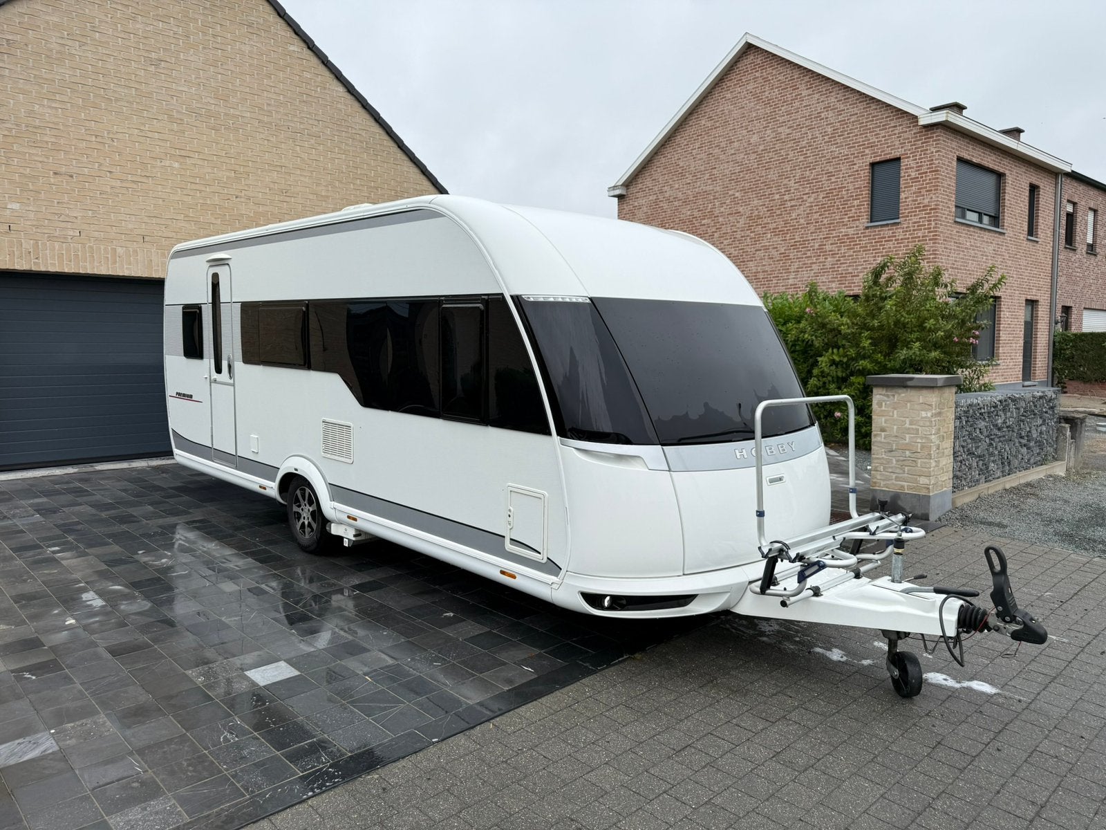 Hobby 540Kmfe premium, Grand lit, Jusqu'à 5, Hobby, Poêle
