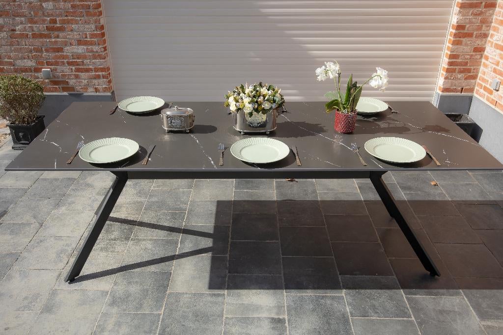 Splinternieuwe Keramische Marmeren tafel (220x90 cm), Tuin en Terras, Ophalen of Verzenden, Nieuw, Rechthoekig, Metaal