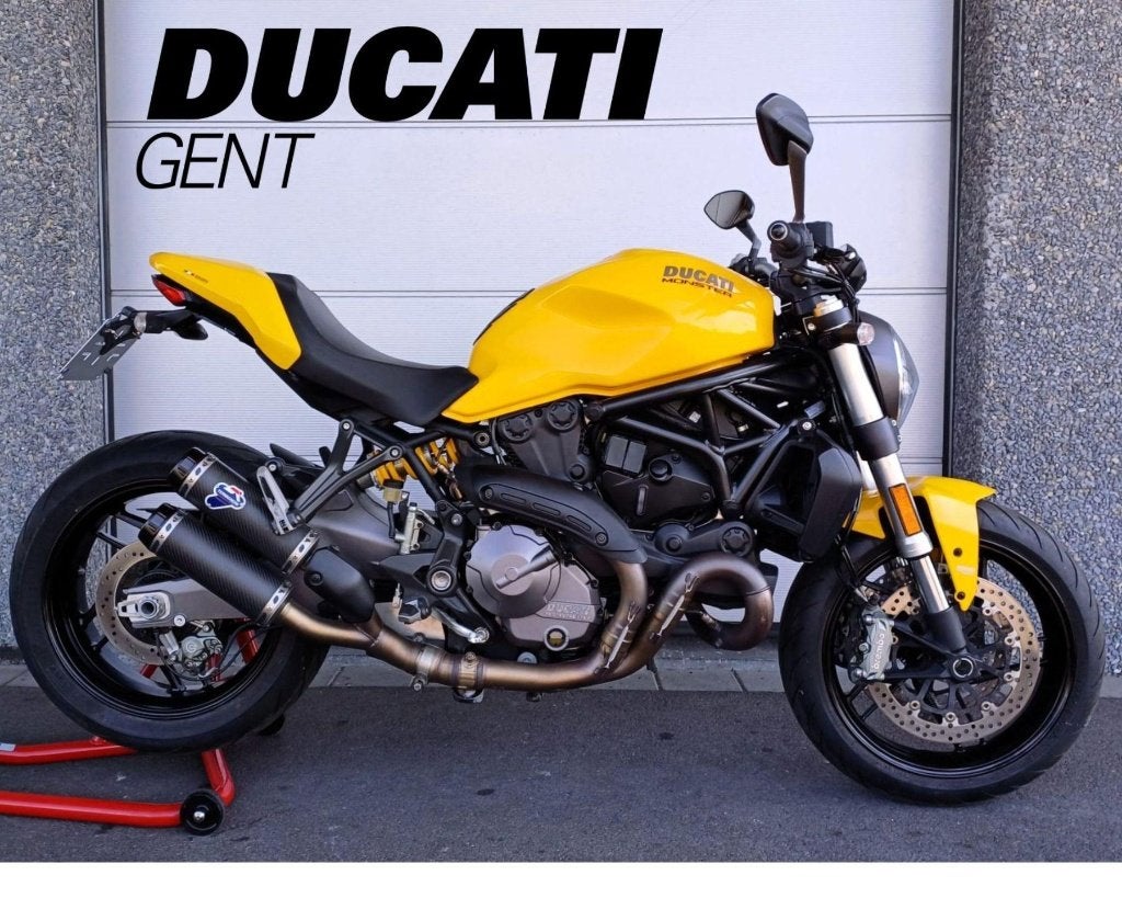 Ducati Monster 821, Motoren, 2 cilinders, Sportuitlaat, Occasion, Motorrijbewijs A