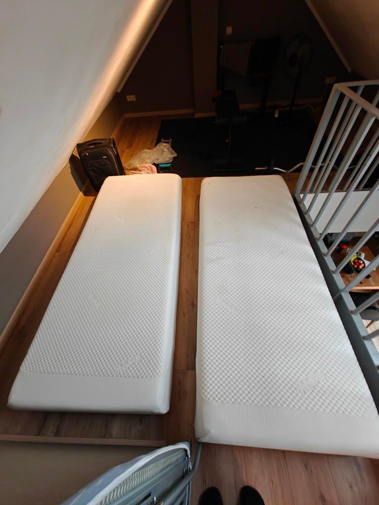 2x Eenpersoonsmatras Tempur 80x200cm, Enlèvement, Utilisé, 200 cm, 80 cm