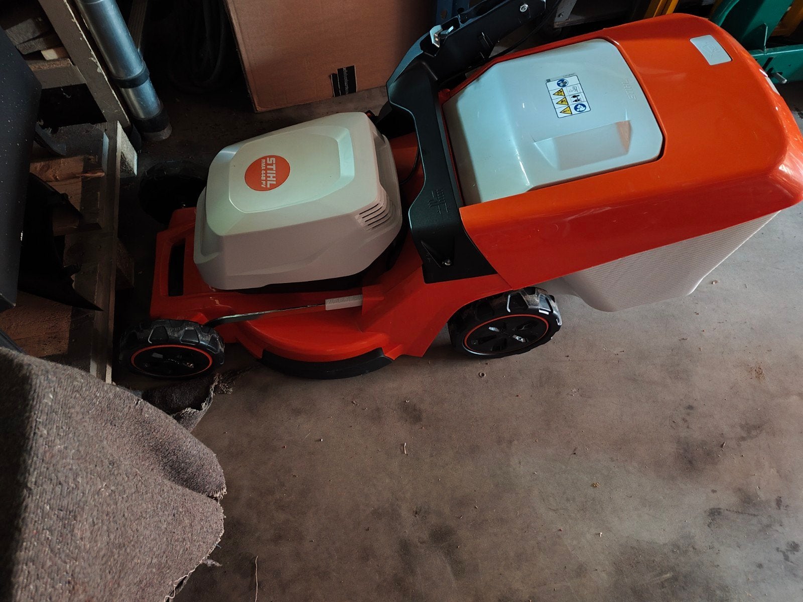 Stihl RM 448 PV  grasmachine op accu's NIEUW!, Tuin en Terras, Ophalen