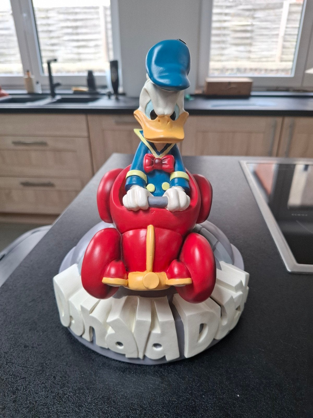 Figurine Donald Duck voiture - Démons & Merveilles Disney, Ophalen of Verzenden, Donald Duck, Zo goed als nieuw, Beeldje of Figuurtje