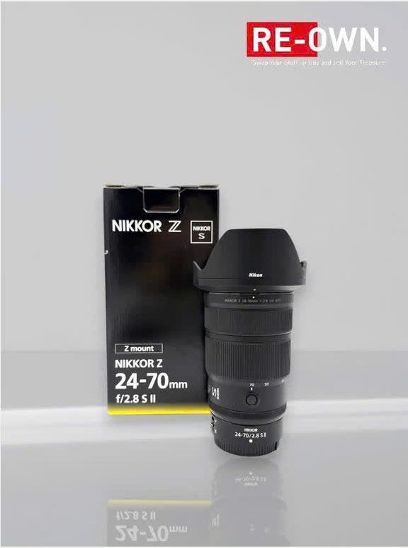 Nikon Z 24-70mm F/2.8 S II (nieuwstaat+ filter + aankoopbon), Audio, Tv en Foto, Foto | Lenzen en Objectieven, Verzenden, Zo goed als nieuw