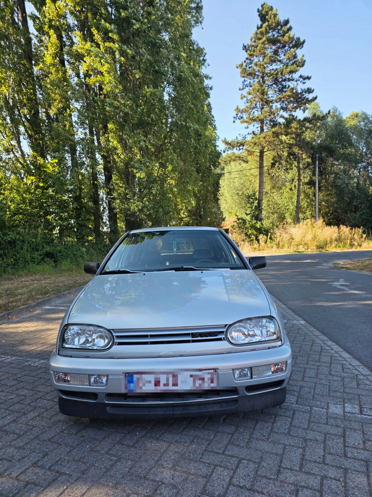 golf 3 vr6 2.8 oldtimer, Auto's, Volkswagen, Voorwielaandrijving, Zwart, Leder, Handgeschakeld